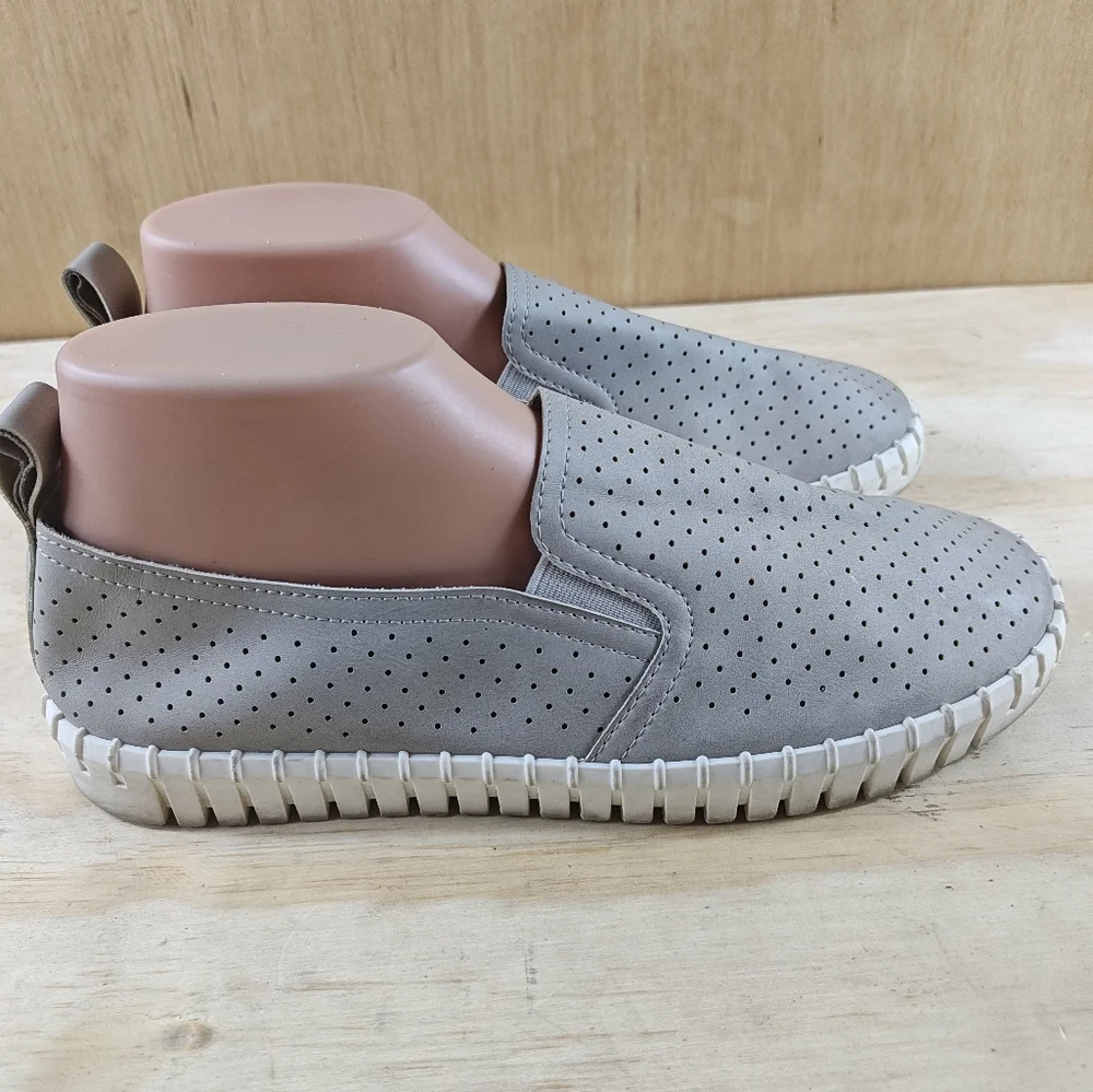 Torrid Wide Width Flats Shoes Size 7 & TOMS Flats Shoes Size W 7 Bundles 7 - Picture 7 of 12
